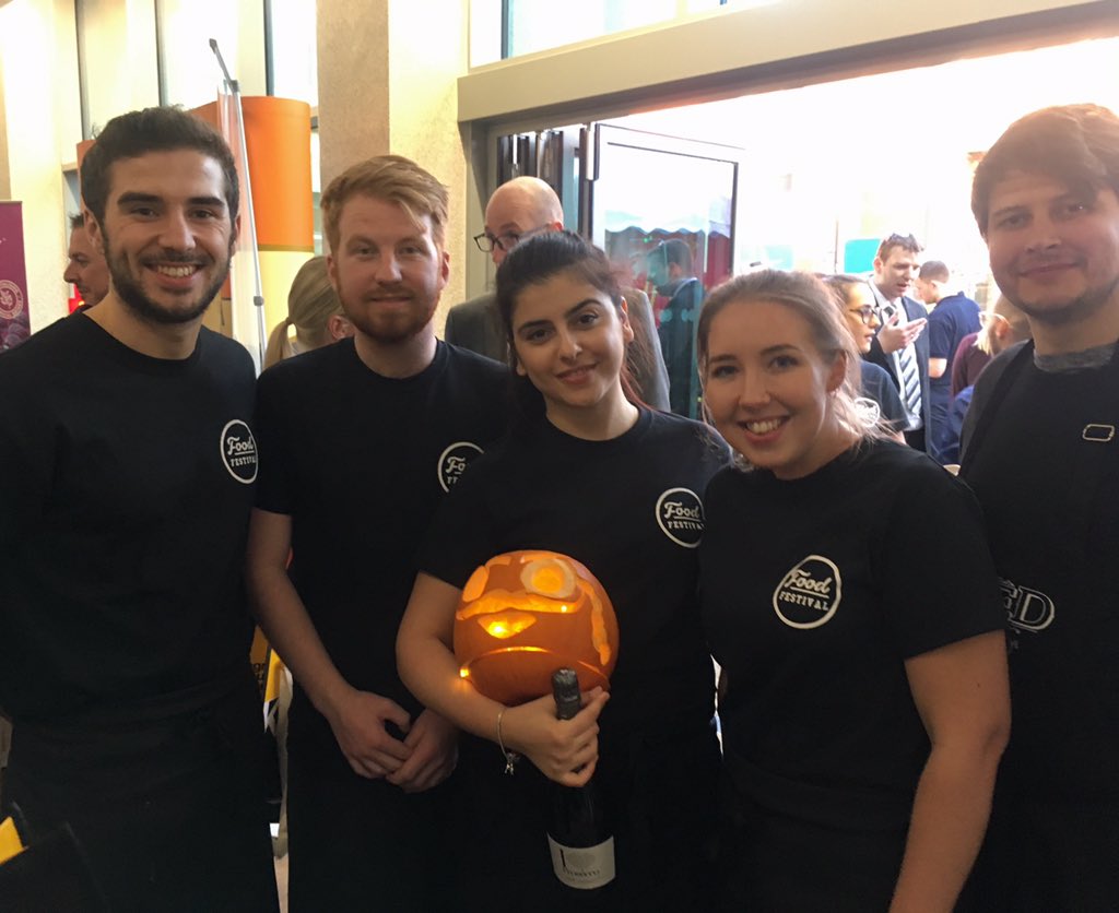 WSHGraduates's tweet photo. @BaxterStorey ’s food file in Cambridge brought together the most delicate and unique flavors from all around the world 🌎. We love this business and we are proud to be a part of this family! #gradexperience #welovethisbusiness https://t.co/gyKd6rZEEA