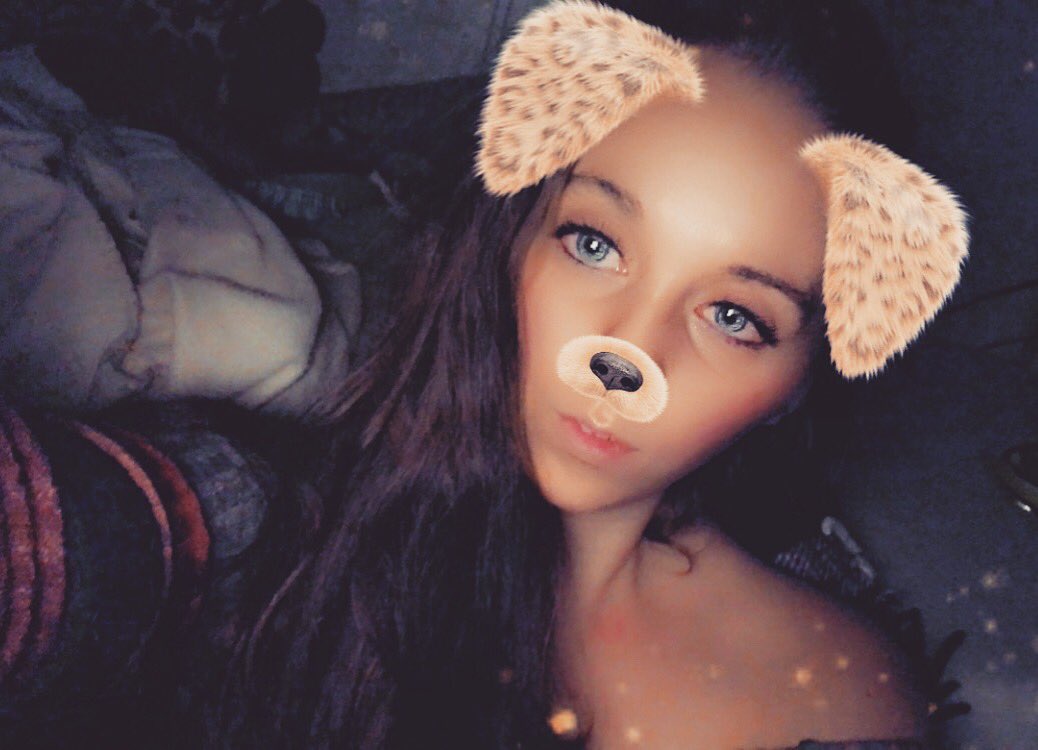 #blueeyes #Longhairdontcare #bored #beautiful #gorgeous #KushCo #photography #selfie #laylaadams #adultmodel #model #hotmom