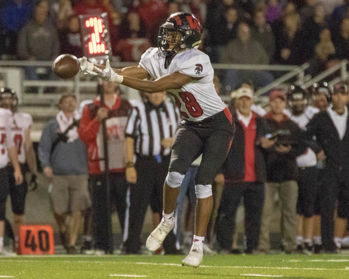 On Thursday night, (4) Millard South claimed district A-5 with a 14-13 victory over (2) Omaha Westside that came down to a safety. 🏆🏈 #OmahaPreps #NebPreps

RECAP/PICTURES: omahahssports.com/single-post/20…