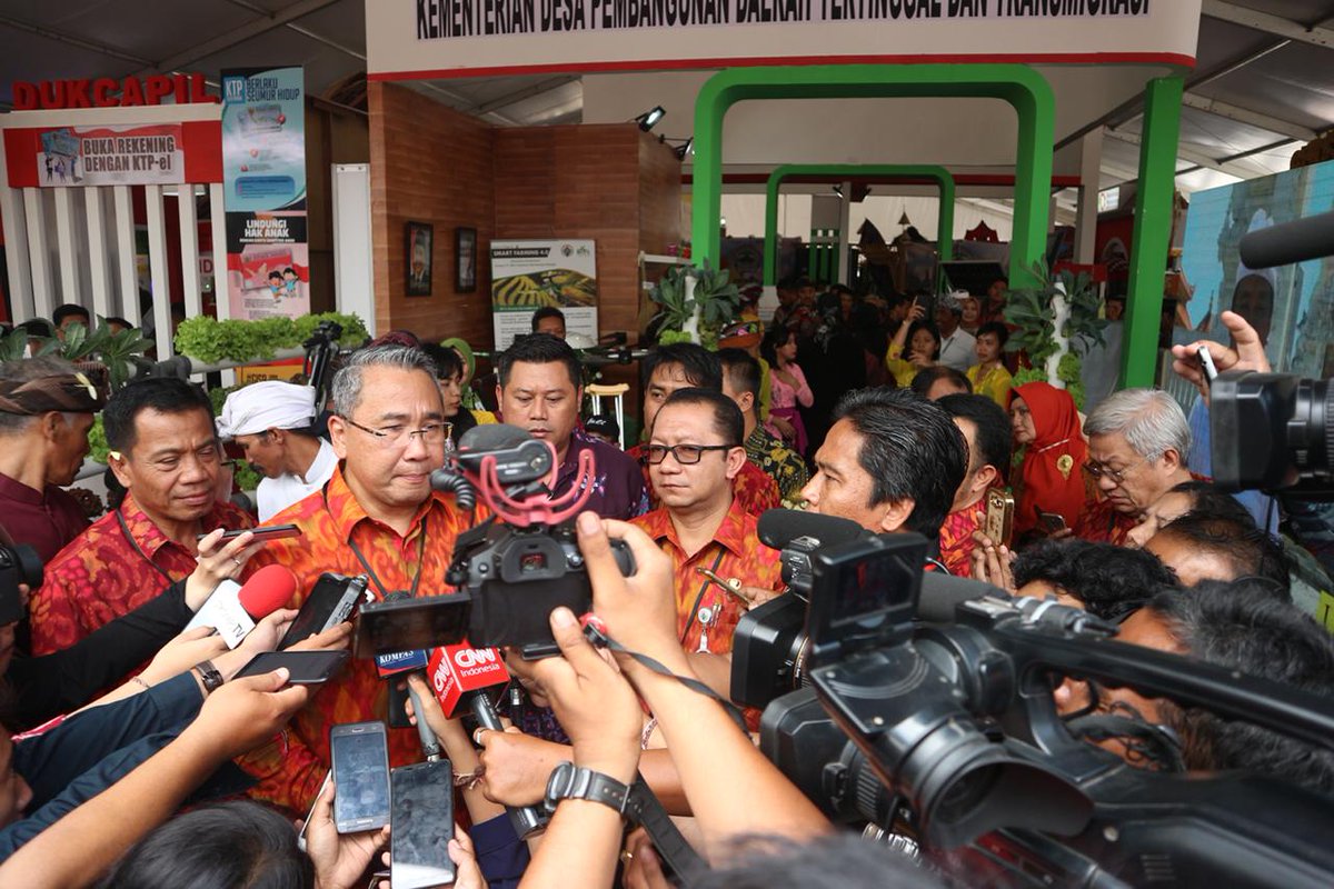 ArbNtt's tweet photo. Gelar TTG Nasional Bali 2018 menuntun Desa Lebih Inovatif dan Mengedepankan Keterbukaan Informasi Publik #GelarTTG2018 @jokowi @EkoSandjojo @anwsanusi @taufikmadjid71 @fachrilabalado @tppindonesia https://t.co/bgA1gAxTsL https://t.co/w6fiDj3gVt