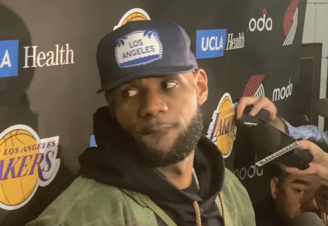 Ben Golliver on X: Lakers' LeBron James—in 'Los Angeles' hat with