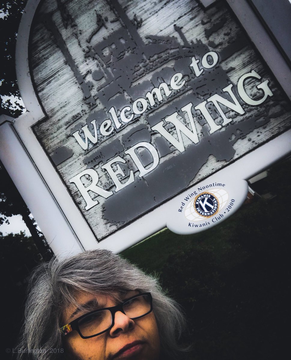 Lisa_Burlington's tweet photo. This trip was memorable in many ways.TY 2 the town of Red Wing, MN, 4 all the hospitality, & showing me that there r still genuinely nice folks in the world. #redwing @therevolution @vickinorby @wendyandlisa @BrownmarkNation @BobbyZ1999 @drfink1980 #sheldontheater #therevolution https://t.co/pTr2SoGy7g