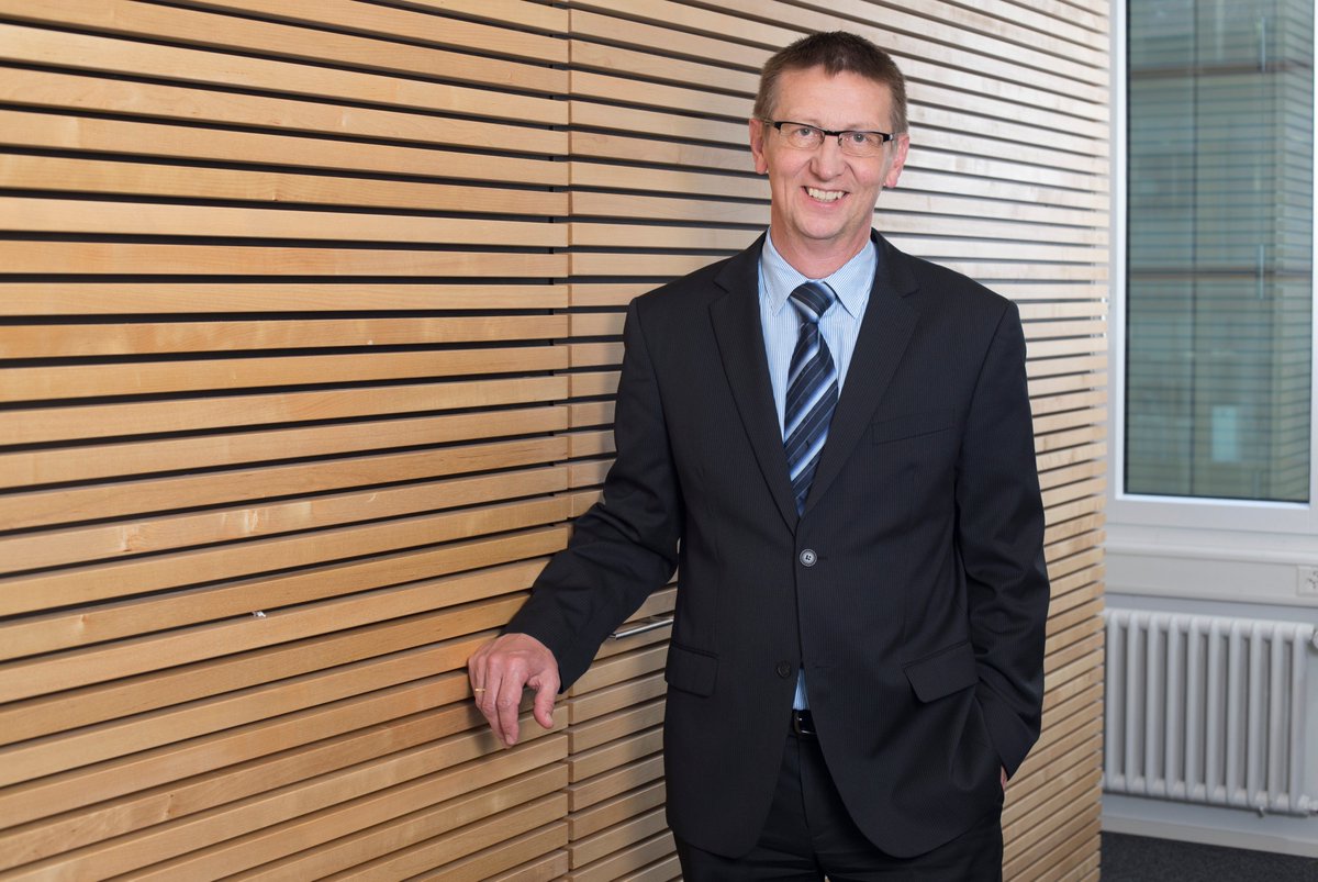 Bildung im Bereich Gesundheit - Was braucht es?
heimeundspitaeler.ch/archiv-redakti…

#Bildung #Weiterbildung #Juventusschulen #Medizin #Gesundheit <a href="/JuventusSchulen/">Juventus Schulen</a> <a href="/StephanOgg/">Stephan Ogg</a>