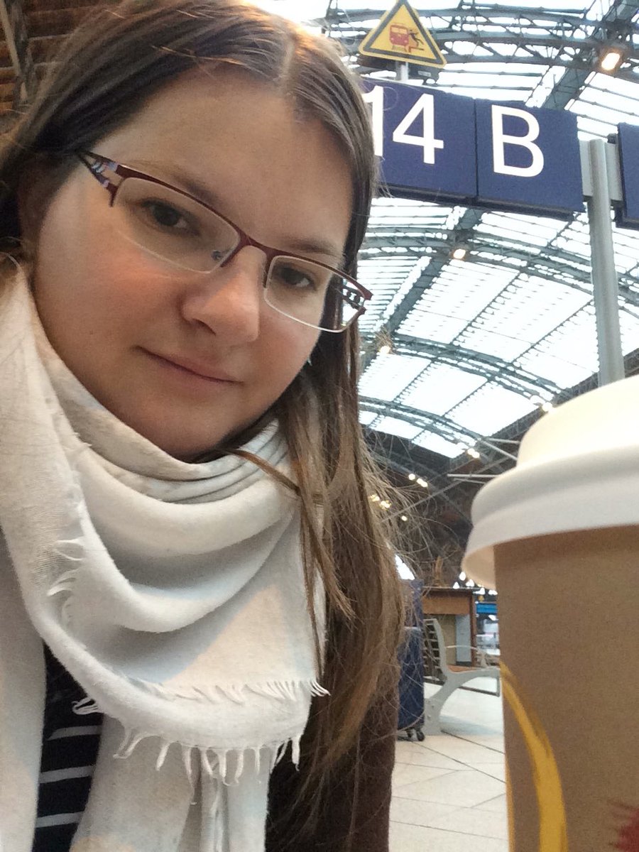Stef_Walther's tweet photo. @lilywildfire Ich freu mich auch aber ich bin noch im Schlafmodus 😴🙊 https://t.co/5rLUV0Q1Xe