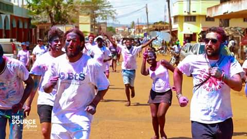 colorRunUG's tweet photo. Images from Color fun run in Jinja. Kampala #ChristmasInColors loading https://t.co/KcLmj13BFZ
