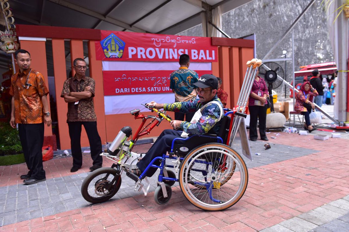 #GelarTTG2018 Nasional Ke-XX* sebagai upaya penyebarluasan informasi berbagai teknologi yang dpt memberikan nilai tambah kpd masyarakat, menggali gagasan pemikiran.
<a href="/jokowi/">Joko Widodo</a> <a href="/EkoSandjojo/">Eko P. Sandjojo</a> <a href="/anwsanusi/">Anwar Sanusi</a> <a href="/taufikmadjid71/">IG : taufik.madjid</a> @fachrilabalado <a href="/tppindonesia/">Pertepedesia</a> 
#TTGKabSukabumi <a href="/BupatiSukabumi/">Bupati Sukabumi</a>
