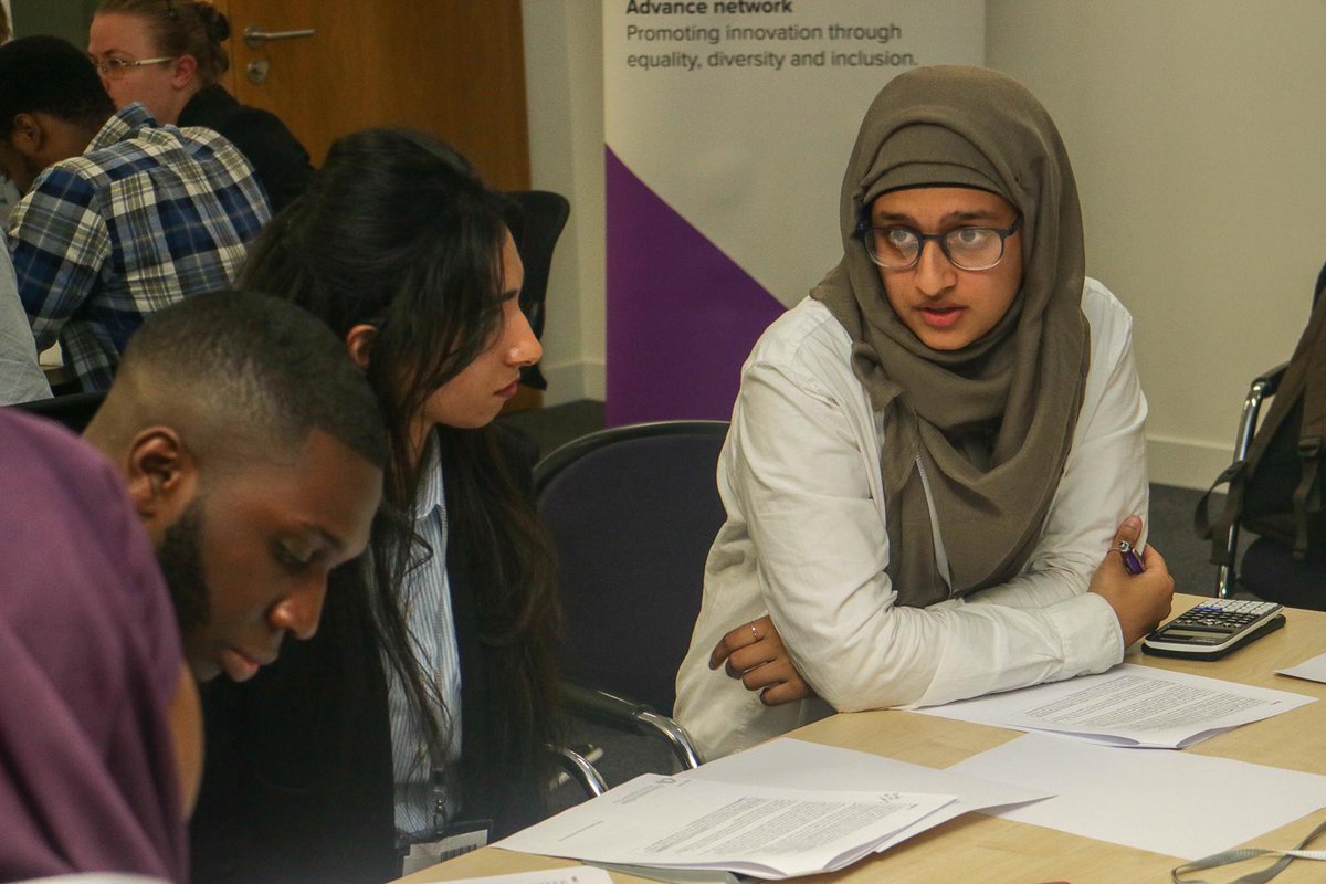 AFBE_UK's tweet photo. Thanks to @MottMacDonald for hosting a fantastic #Transition workshop enabling #BME university students #transition into the world of work in #engineering with support from @MottMacDonald &amp; @WSP_UK staff @RChapmanHarris #EngDiversity #bepartofsomethinggreat #BlackHistoryMonth https://t.co/MEAnMiwuQ1