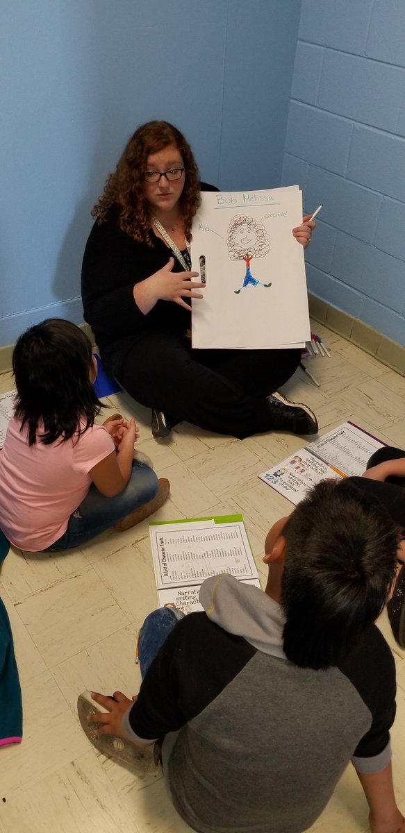 ConnerConquers's tweet photo. UA Block 3 Student Miss Miles instructing 3rd grade students on how to  write about characters in a story. #gotornadoes #tcsslearns @mattelemsch  @krl1920 @FBcoachBRAT1913 @TLRichey3 @tcss_schools https://t.co/kRAnr6Ub9B
