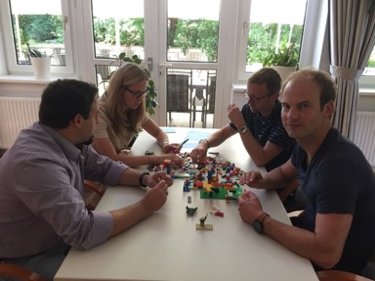 #EBCONT #LEGO sometimes workshops need to be hands-on to get discussions underway, thx <a href="/feder_kraft/">federkraft</a> for the great moderation!