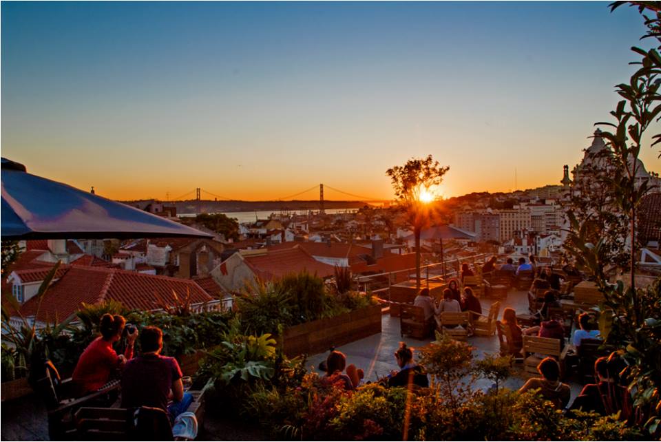 GROWlabs_tech's tweet photo. Lisbon will serve home to @WebSummitLISBON until 2028. A great excuse for global tech savvies, innovators and startups enthusiasts to catch the last ray of the autumn sun while chit-chatting #business, #tech &amp; #innovation. @rte tells you all about it: https://t.co/VfClwlrbkP https://t.co/E5WJxoheYo