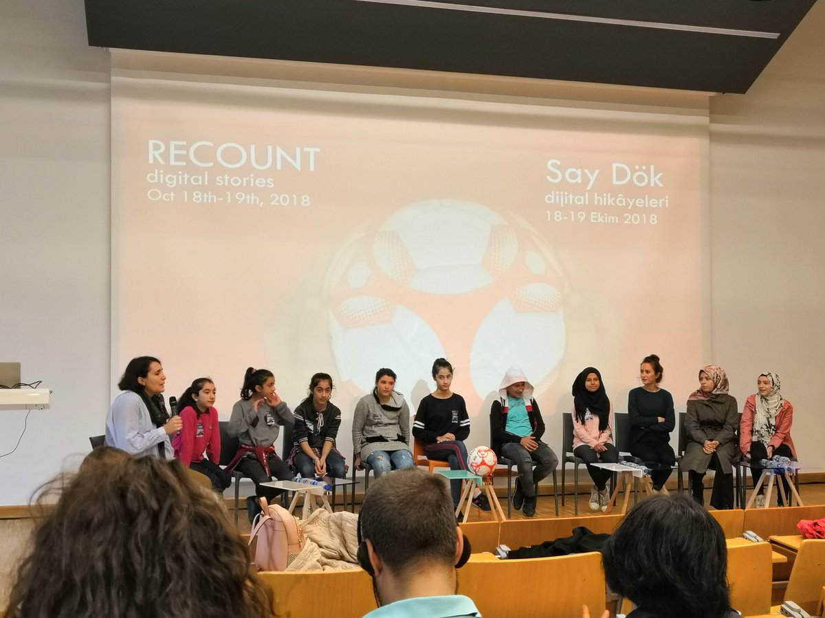 transmaking's tweet photo. #PublicintheMaking day 2 / Burçu simsek & refugee kids share their digital stories workshop interacting with students.
#H2020 #transmaking #PublicintheMaking https://t.co/CtLKHUAOSf