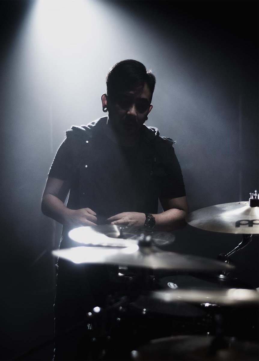 REVENGETHEFATE's tweet photo. Visit https://t.co/J2Gz61S58H untuk info terupdate jadwal show kami dan tonton official music video terbaru "Continuous" link di bio #deathcore #indonesiandeathcore #rtfawakening #rtfcontinuous https://t.co/2Y5oC0hjmx