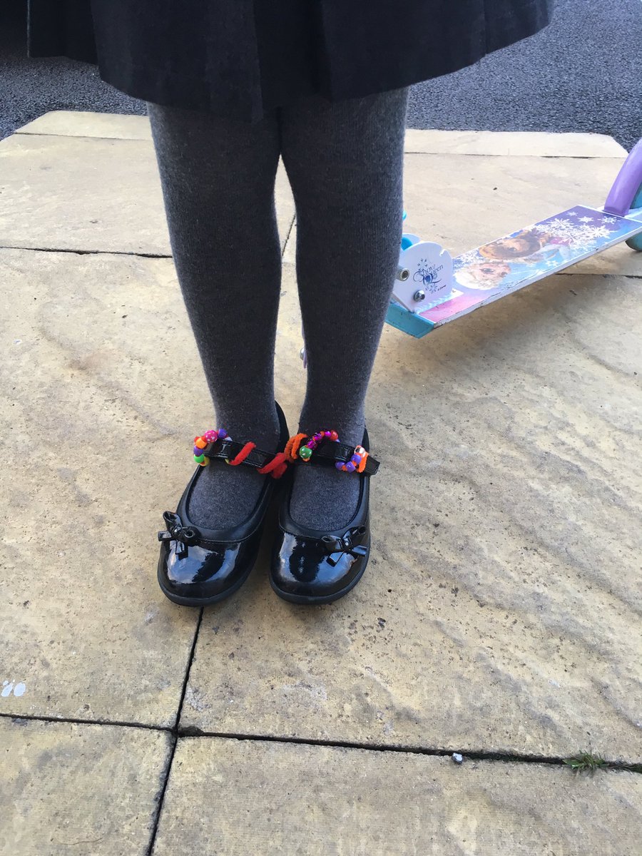 Lindsey_Wraith's tweet photo. Edie has made it to day 5 of the #10datc It’s Funky Feet Friday @StMaryHighGreen https://t.co/QPKwwllKbD
