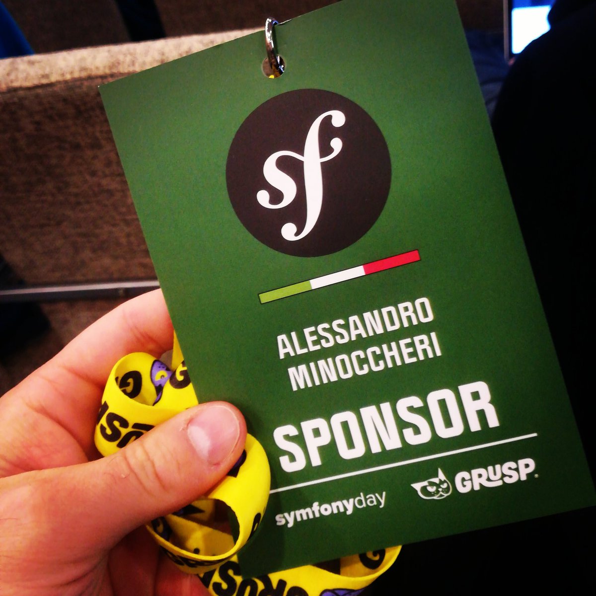 minompi's tweet image. #symfonyday 2018 today! This year @studiomado is sponsor of the event! #symfony #code #developers #coding #php