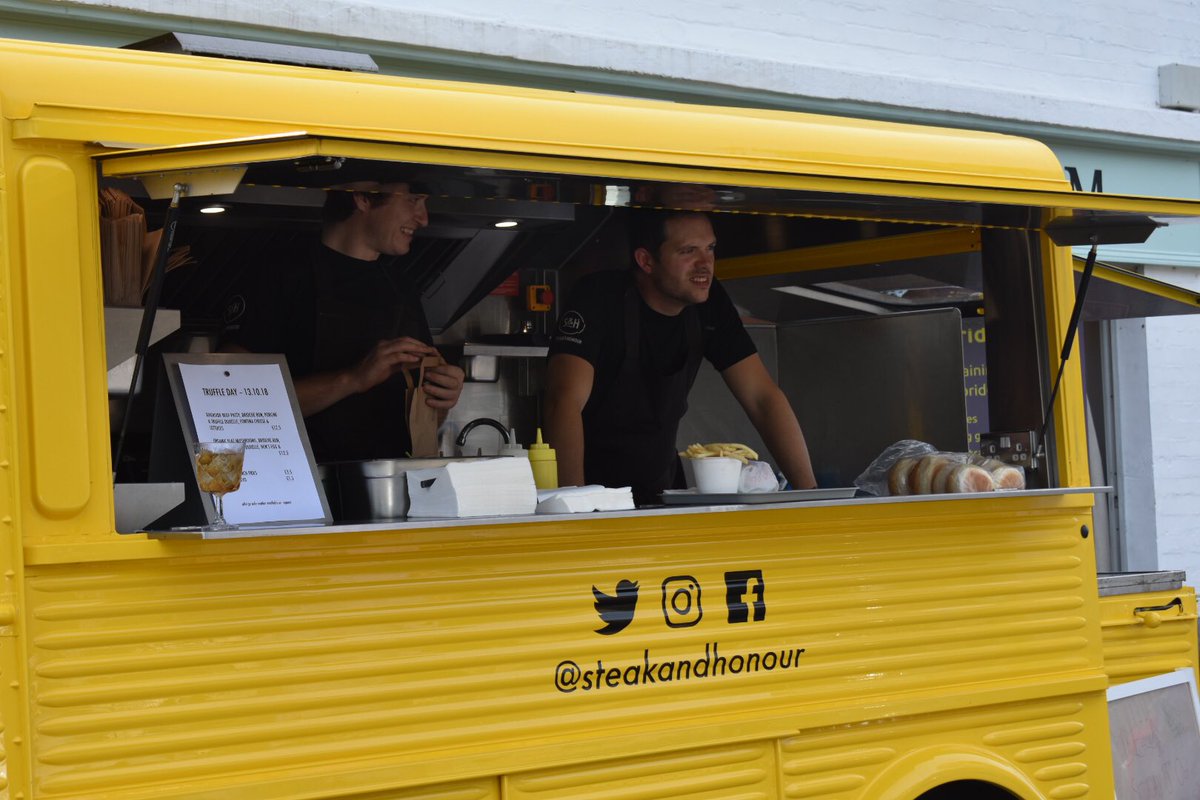 steakandhonour's tweet photo. Find the van!

12-2 @foodpark_cam @CB1_Development

6-9 @othersydecambridge with @enchantedcinema &amp; @brewboarduk

Saturday
12-3 &amp; 6-9 @calverleysbrewery 🍻 https://t.co/oMdJ5aOcQa