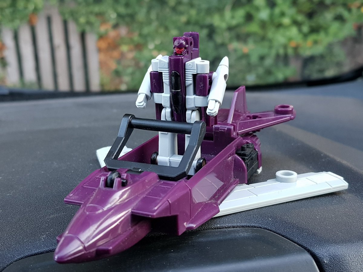 Soundwave1980's tweet image. Its Flattop Friday!!! #Transformers #deskbot #dashbot #micromaster