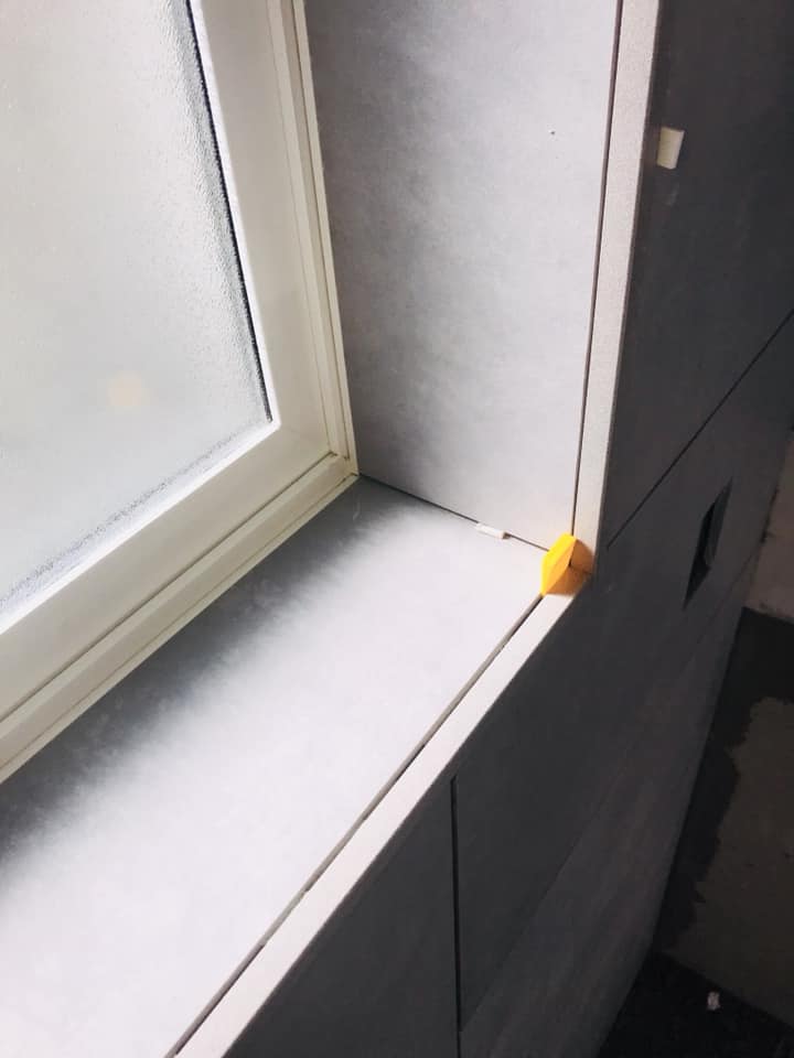 schluterNA's tweet photo. We love this #tiled window sill and wall application, so it’s officially Part 3 of our Schluter education trainer, Stuart Blocher’s bathroom renovation. #Dilex-BWA and #Quadec are the star profiles here, creating this perfectly smooth and finished look. https://t.co/TetQZyRUi7
