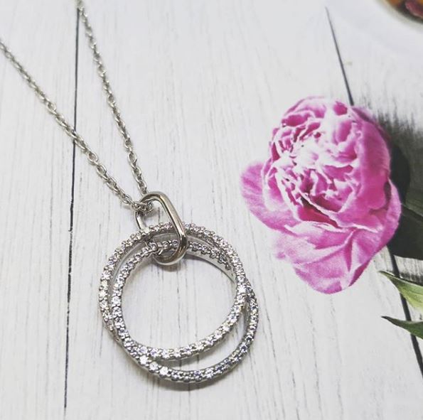 Chunky Linked Circles Necklace- Asymmetrical Circle Jewellery - Park Road  Jewellery