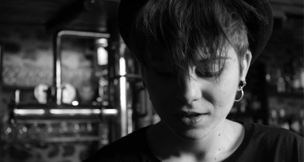lemusicbox's tweet photo. Chloé, 20 ans, est une auteure, compositrice et interprète.

Ayant participé à l’émission The Voice en 2017 auprès de Florent Pagny, elle sort désormais son premier disque : "La note exacte". Un opus rock et folk oscillant entre révolte et tendresse.

https://t.co/GS8MXBP3sF https://t.co/xZdxY3P85b