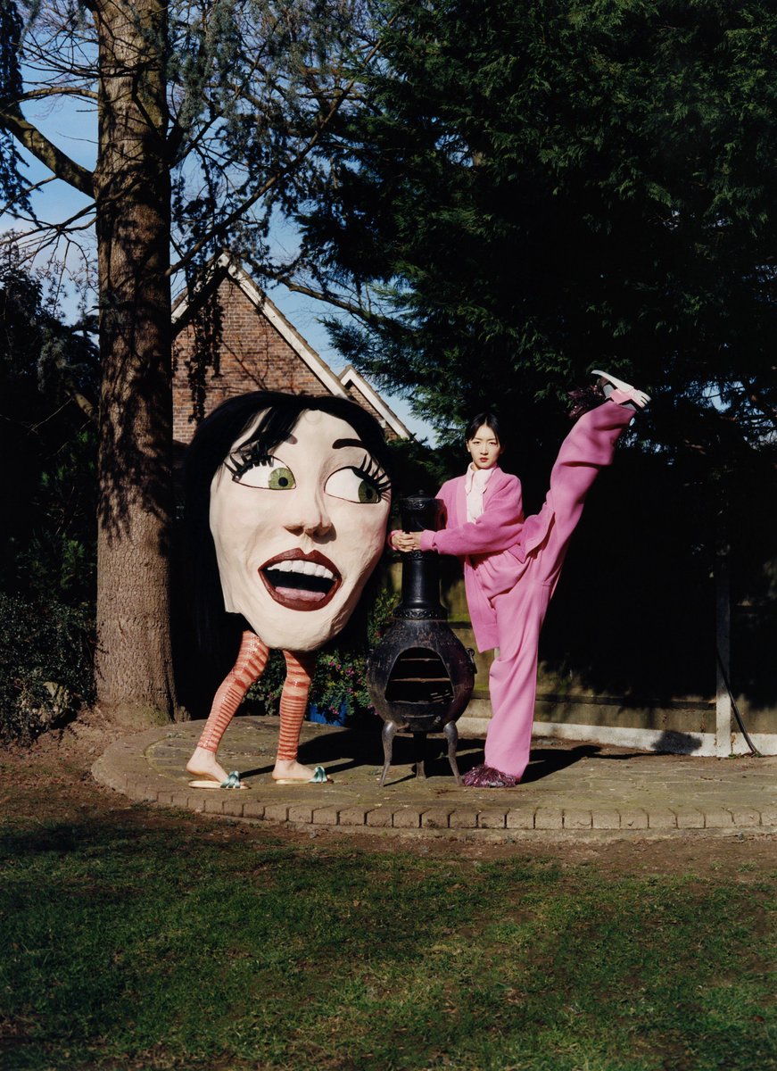 SomersetHouse's tweet photo. Announcing #EnglishAsASecondLanguage, a new photography exhibition for 2019 celebrating the vitality of international perspectives in the work of fashion photographers #HannaMoon &amp; #JoyceNg.

Read more on our website, opening 24 Jan - 28 Apr 2019: https://t.co/A21ykYdGSX https://t.co/DMYaLOqyd3
