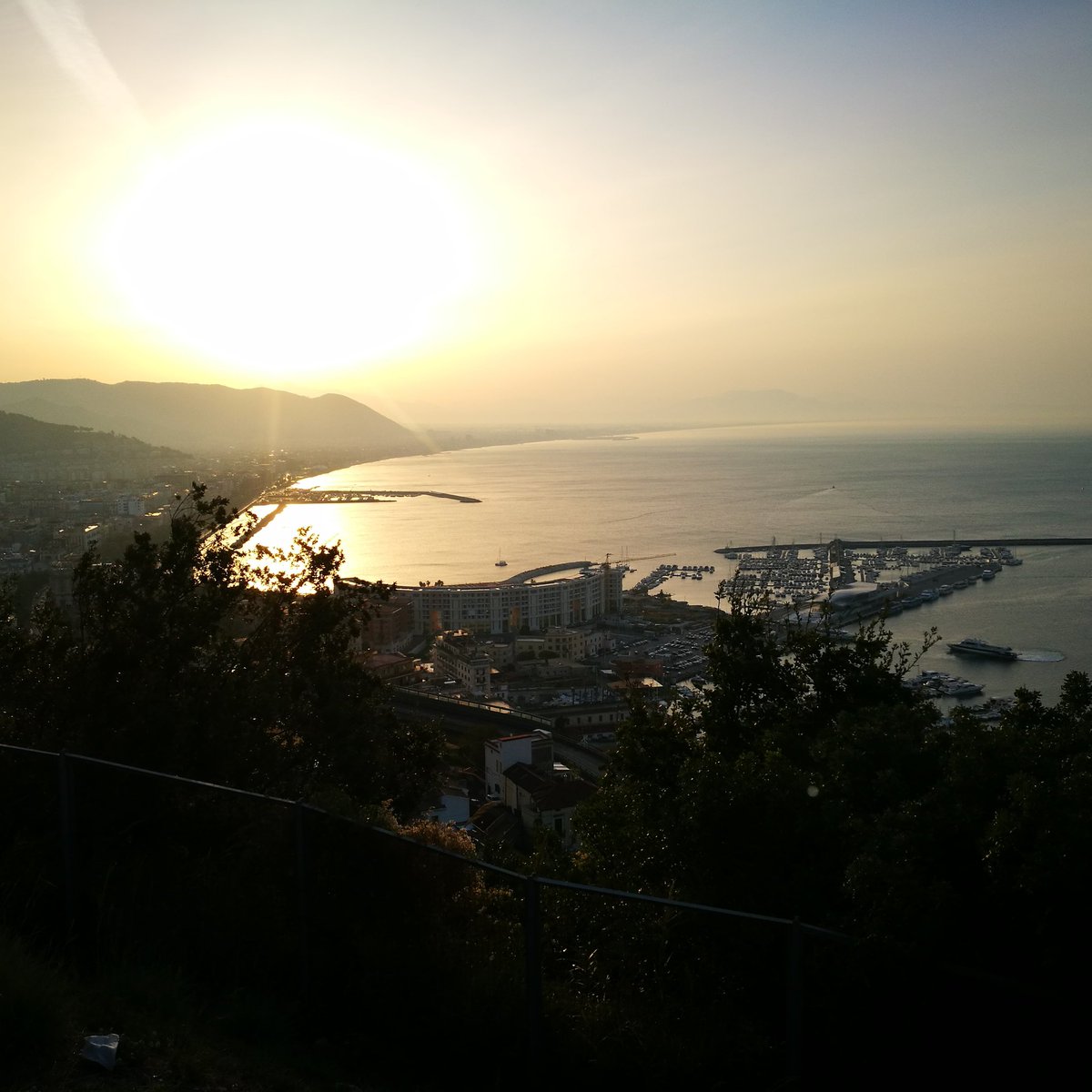 Goodmornig Salerno #salifornia #salerno #amalficoast #italy #italia #landofsun