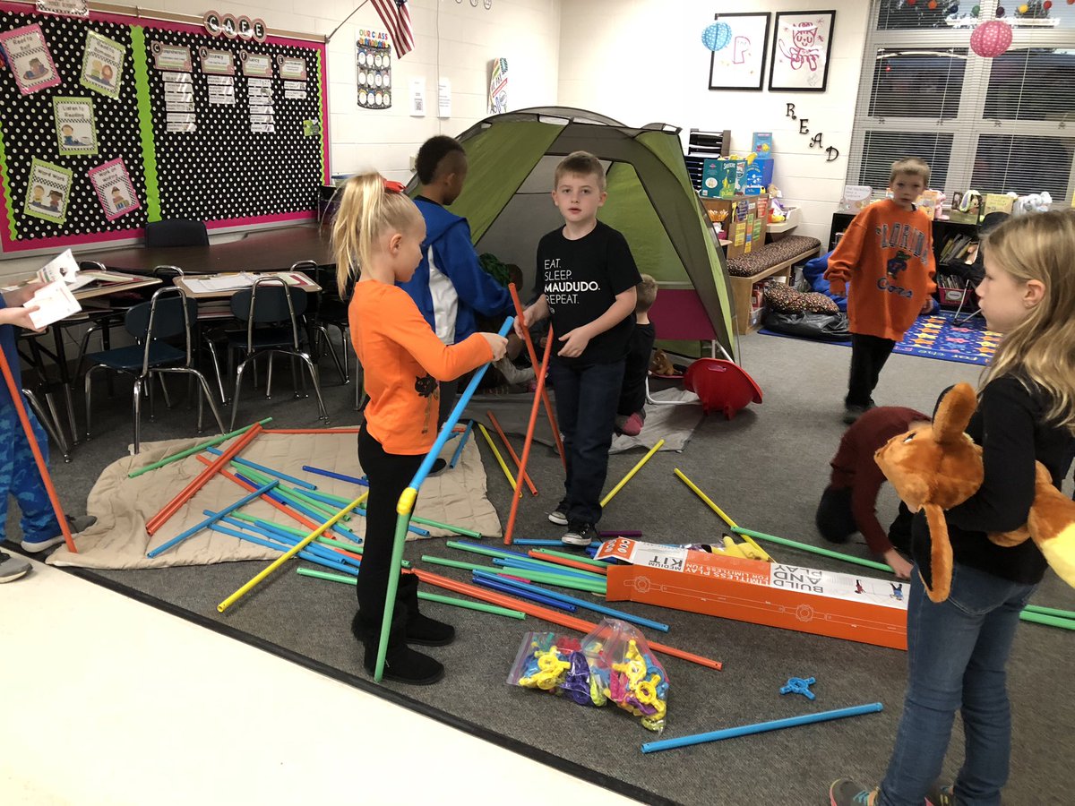 bgossettsclass's tweet photo. Best day ever! #campinginside #tlap #creativevisionaries #BeRoyal https://t.co/JRLaJtw4Va