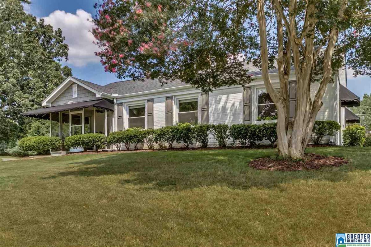 cindymackercher's tweet image. Check out my #listing in #Homewood #AL  #realestate #realtor tour.realtysouth.com/home/XF3JXT