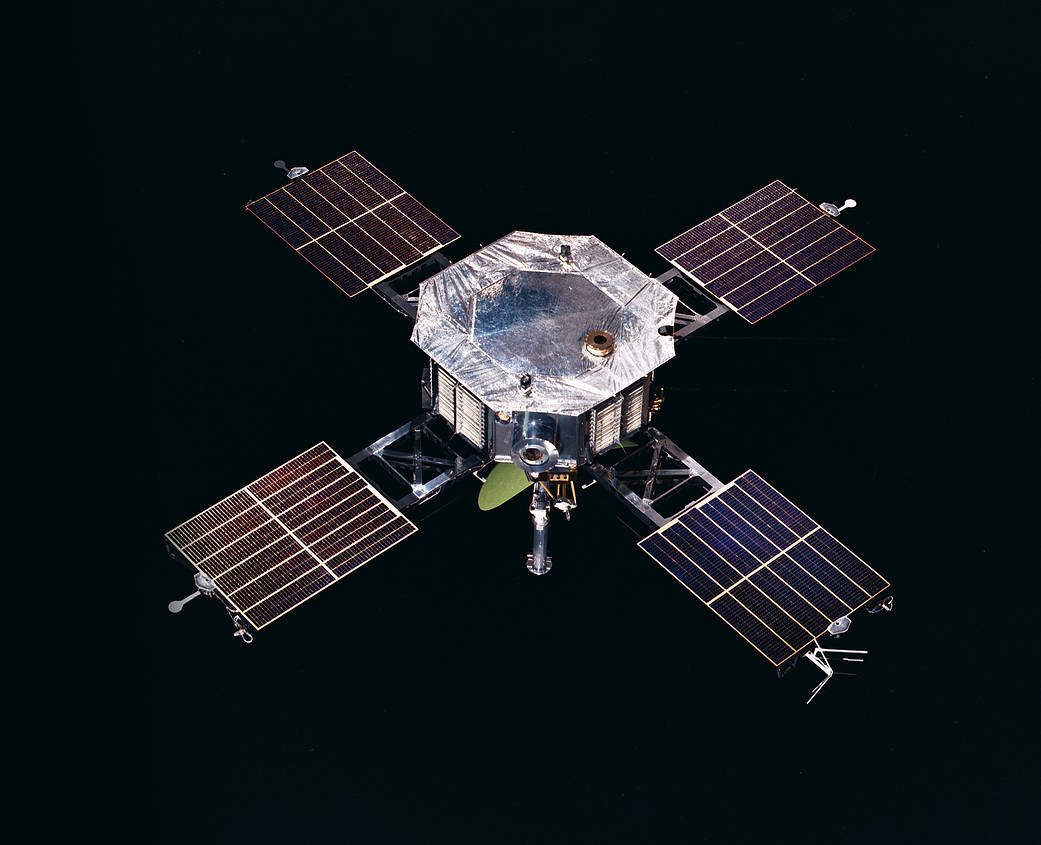 TodayInSpace_ tweet picture
