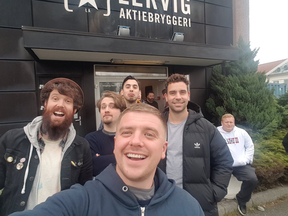 Nothing says <a href="/Whatsbrewingsvg/">What's Brewing</a> pre drinks like <a href="/LervigBeer/">LERVIG</a> tour! Cheers guys!  <a href="/KongsCardiff/">KongsCardiff</a> <a href="/KongsBristol/">Kongs of King Street</a> #CraftBeer #kongsontour #silverback2