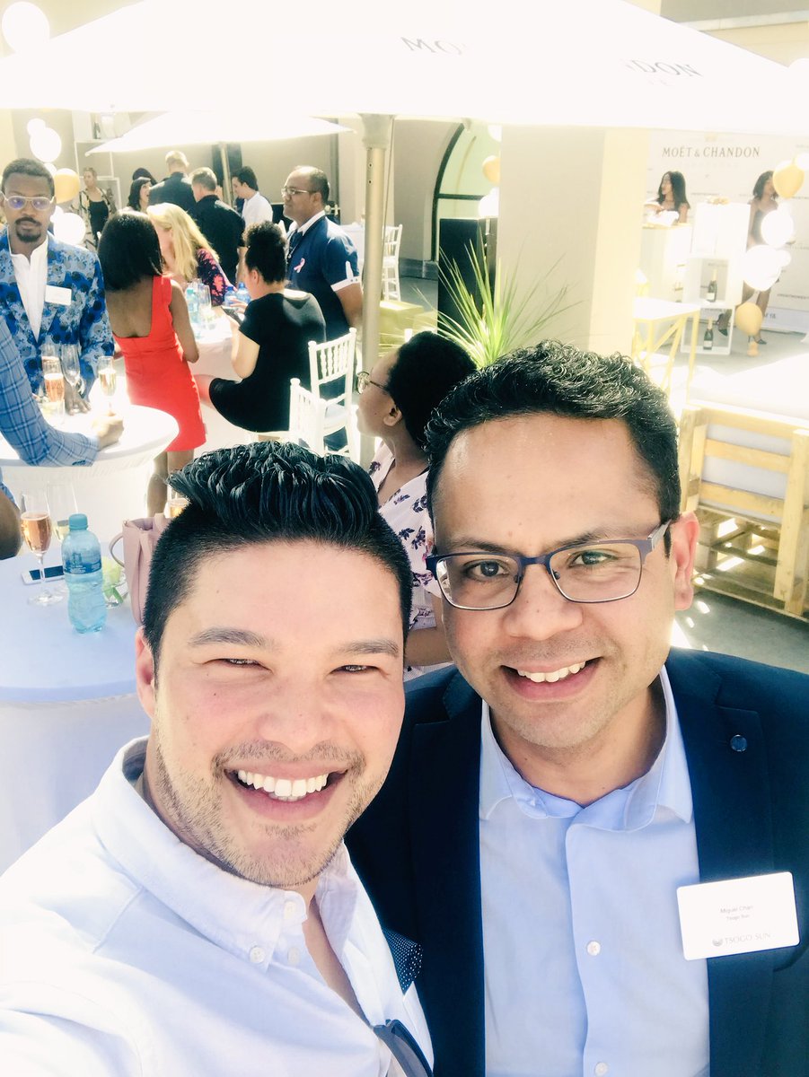 bjornsalsone's tweet image. Great job today @capewinereview @tsogosun 

#ChanpagneDay
#TsogoWine
#MUSTBEMOET