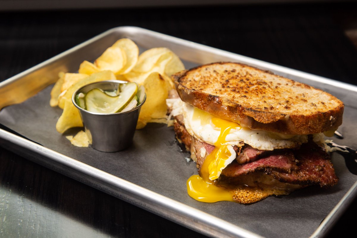 EaterBoston's tweet image. The time has come for @TrilliumFortPt: the new #FortPoint restaurant/taproom opens today, with a preview menu to start and a grand opening later this month boston.eater.com/2018/10/19/179…