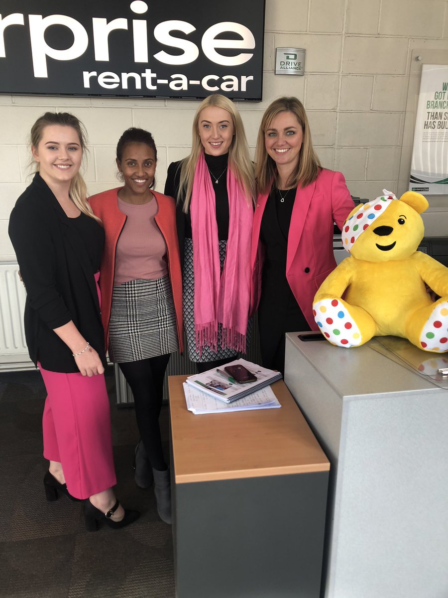 Niamh123123's tweet photo. Merthyr Tydfil spreading #BreastCancerAwareness with Pudsey https://t.co/XOIxUppw9P