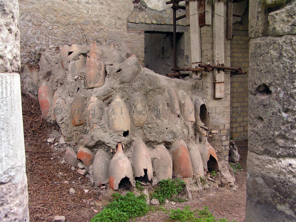 Let’s check out Villa B at Oplontis. Over 400 wine amphorae are found in the peristyle courtyard. If it was in hot & dry August, this would be an odd place to store so much of last year’s wine. If it was October, grape harvesting and wine production would be ongoing/12