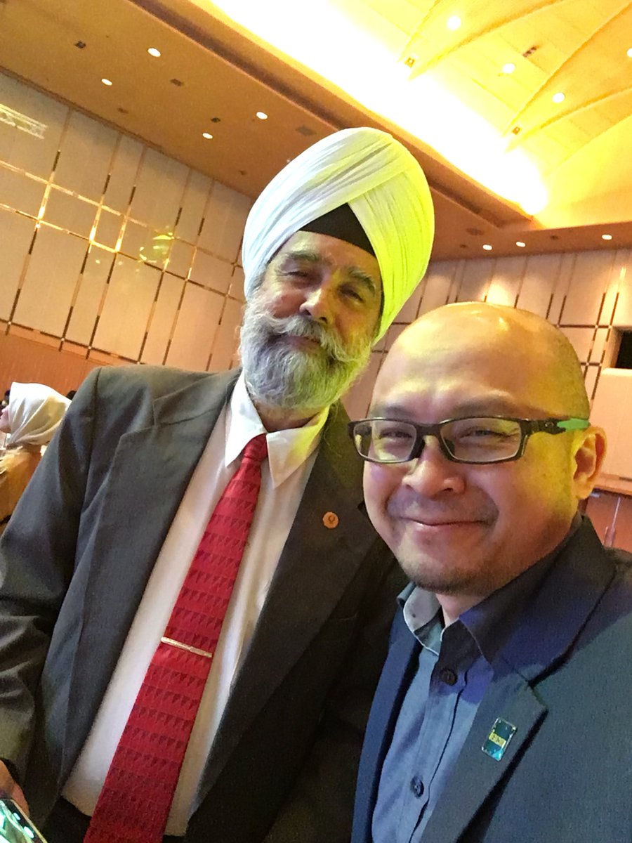 Tahniah JKR!!! <a href="/JKRMalaysia/">JKR Malaysia</a> <a href="/RoslanMdTaha/">Roslan Md Taha</a> @HarjitSinghJKR <a href="/farahasamad/">Farah Abdul Samad</a>