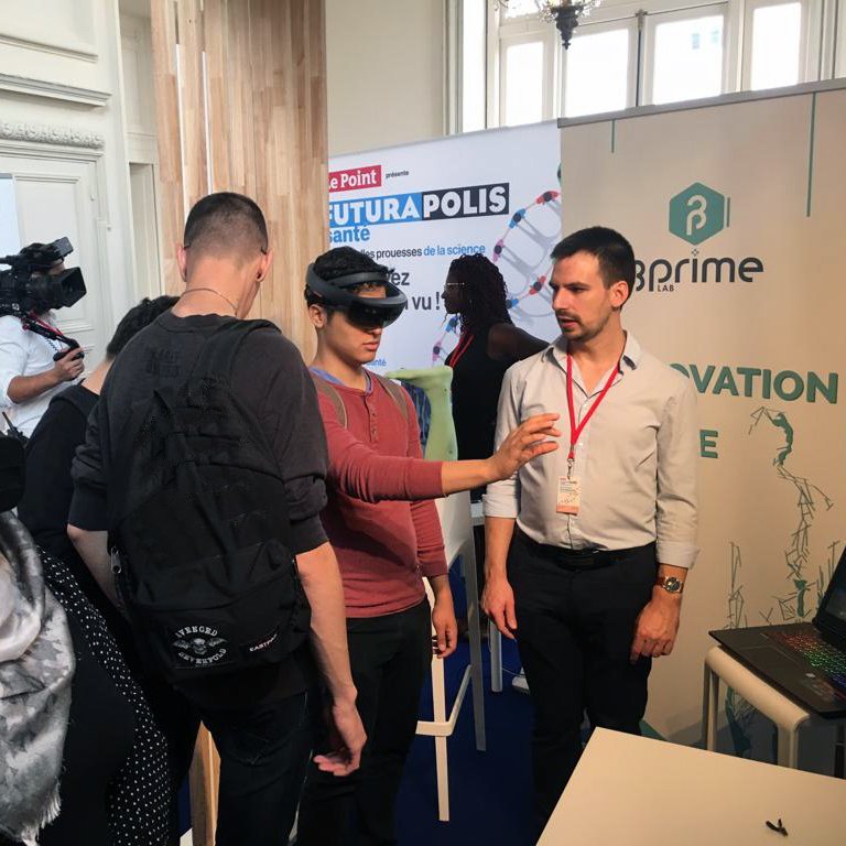 TroisPrimeFR's tweet photo. La semaine dernière, pour Futurapolis Santé à Montpellier, Trois Prime a montré ce que la réalité virtuelle et la réalité augmentée peuvent apporter au monde médical. Beaucoup d’échanges intéressants avec des professionnels de santé et un public curieux ! #VR #AR #Futurapolis2018 https://t.co/M1MT7qurQ1