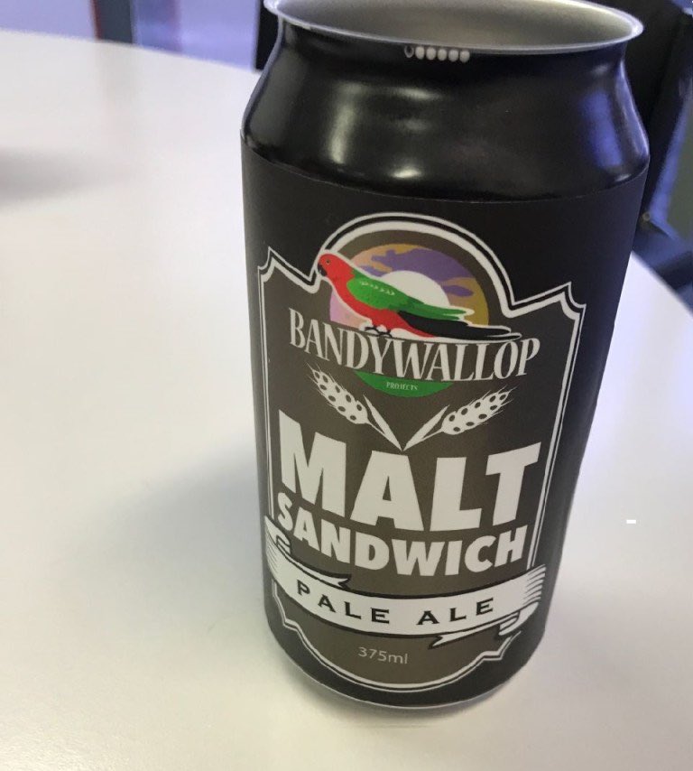 ParrotOfTheDay's tweet photo. A pale ale with an Australian king parrot as its logo? I think we need to sample some of that! Nice packaging, @onthewallop! :>) https://t.co/GH3RVINEt0