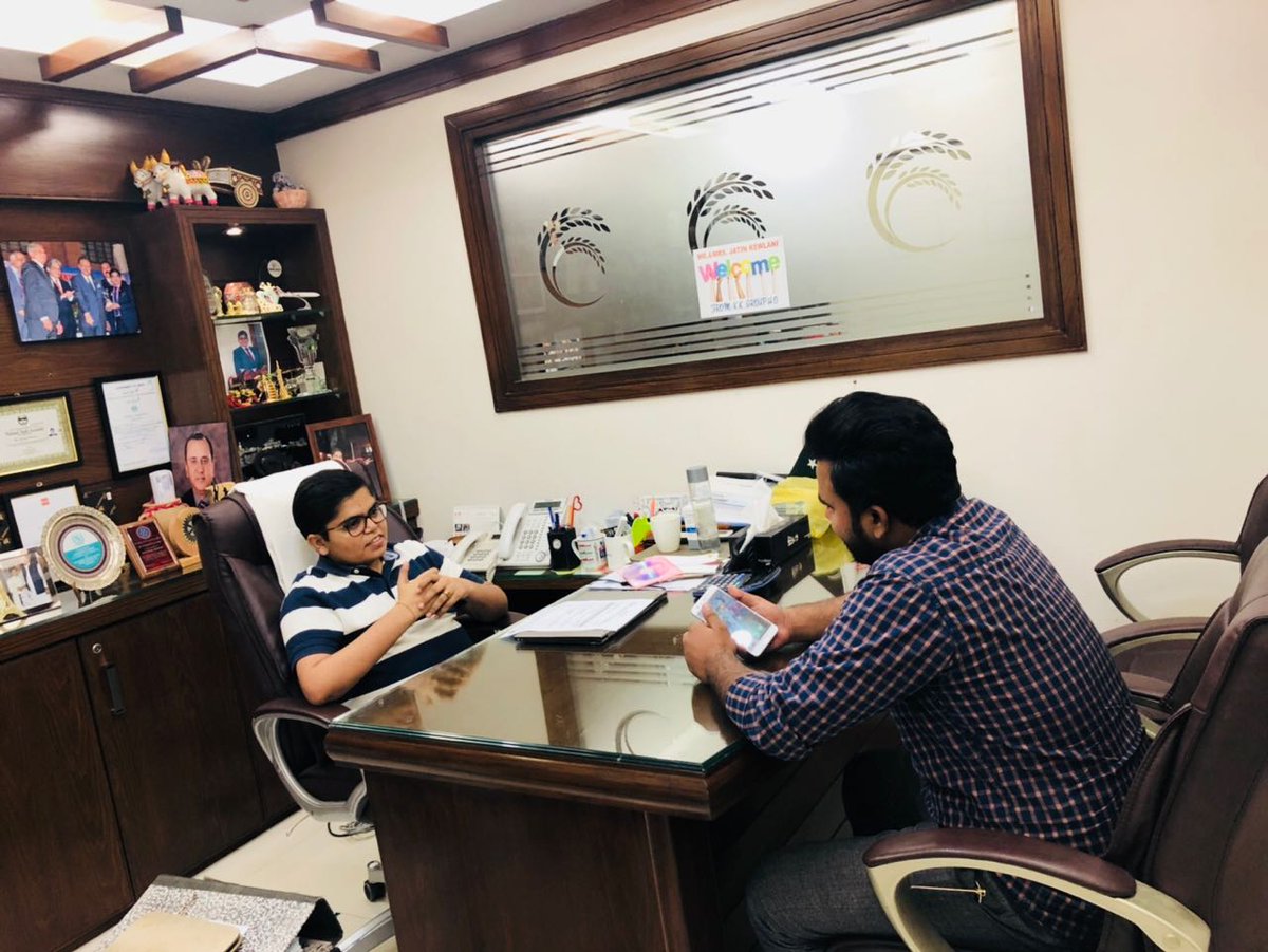 ShahBhatti143's tweet photo. Done Meeting wd Chairman #Theelesimia, future work plan Different cities of Sindh 
#Work_for_Huminaty 
#Syo_Founder @Fida_Wassan @NawabAliWassan @BakhtawarBZ @BBhuttoZardari https://t.co/349dJqpTXH