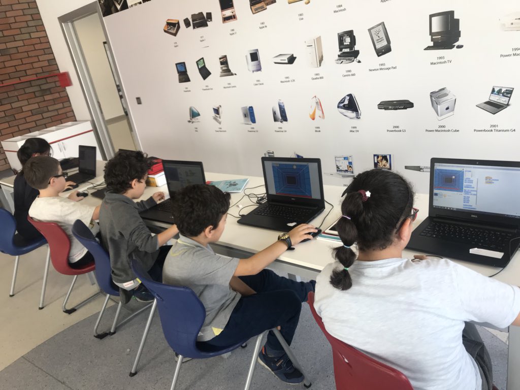 tubaakiiliic's tweet image. 4. sınıf öğrencilerimiz Scratch programında kodlayarak PinPon topu oyunu yaptılar 👏🏻 #bkcoding