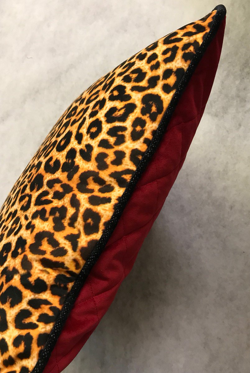 mattrowlandsuk's tweet photo. New Cushions coming soon #printedcushions #cushions #pillows #floorcushions # leopardprint #printedfabric #diamondquilted #luxury #homeware #softfurnishings #interiors #uk #madetoorder https://t.co/dwR8rgOXSB