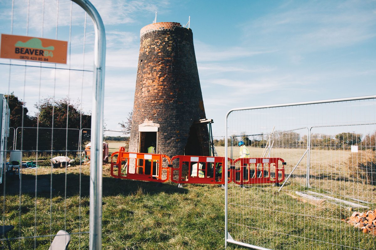 CCNConstruction's tweet image. Work is progressing well with Level III Brickwork Students at North Mill Reedham @norwichcollege @BroadsAuth @watermills #heritage #restoration