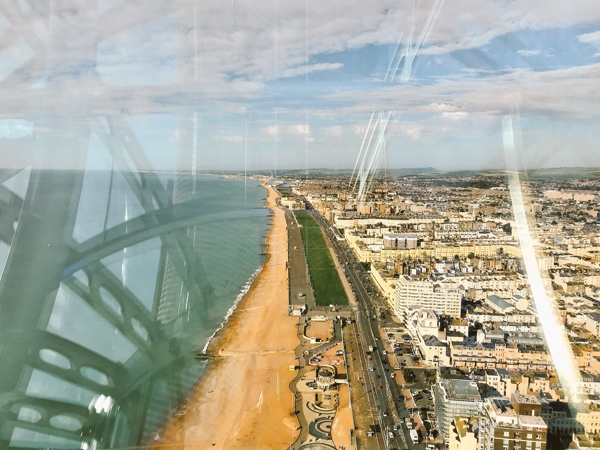 Nice feeling to #bemoresnail and #meditate for 5 minutes up in the air on the @BA_i360 in #brighton whilst raising money for <a href="/martletshospice/">Martlets Hospice</a> as part of @snailspacebh 🐌<a href="/wildinart/">Wild in Art</a>