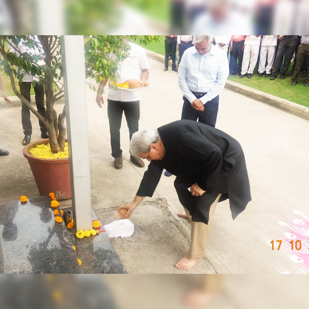 EmcurePharma's tweet photo. #Glimpses of Festivites celebration at Emcure #Dusshera & Traditional Day celebration #Part2of3 https://t.co/L7bNZXbSsC