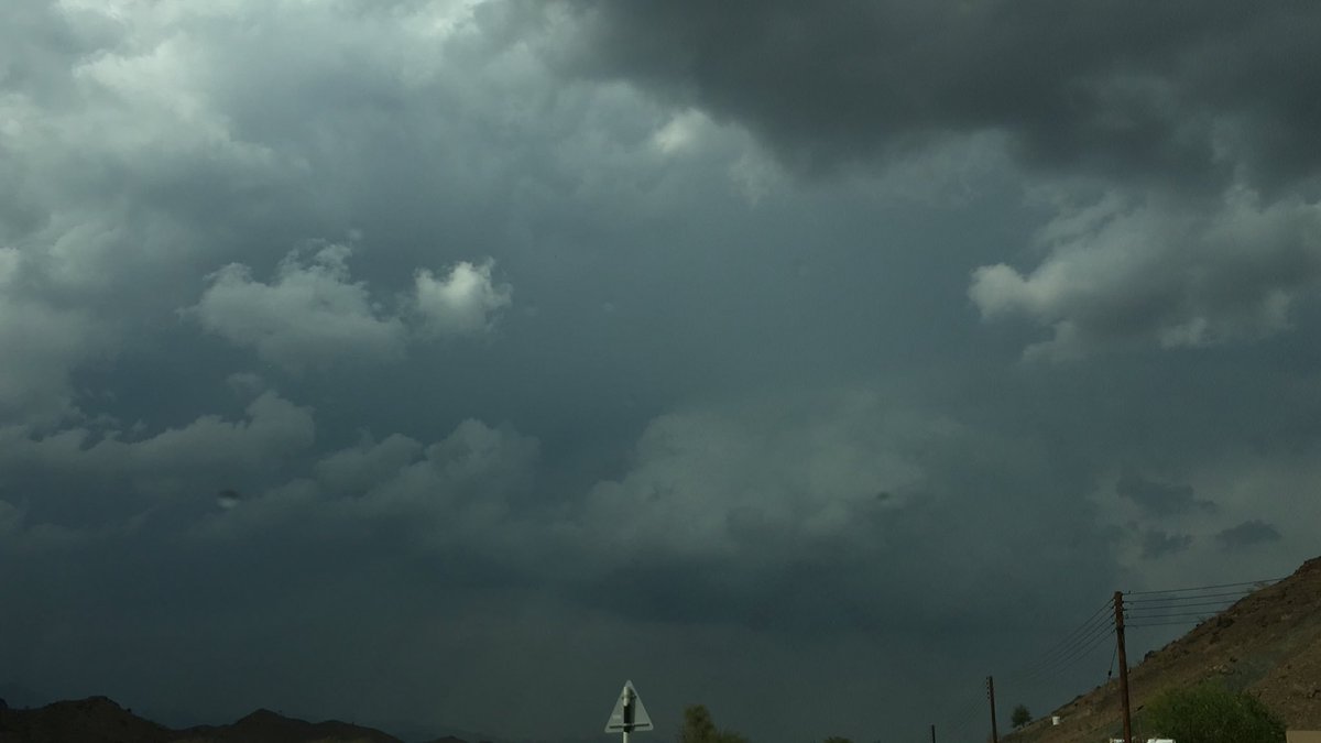 Hibi22Weather's tweet photo. وادي حيبي الآن 1:35م https://t.co/3s5JbMkBEM