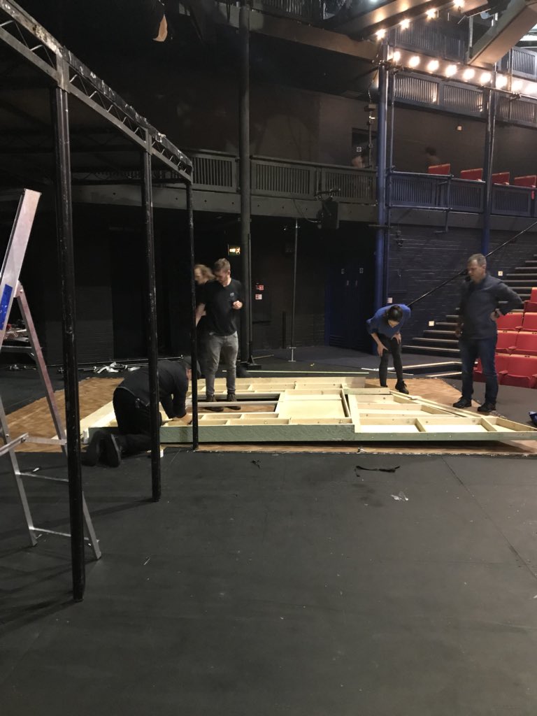 operaupclose's tweet photo. What a lovely space to house tonight’s performance of #OUCOnegin.
@NewWolsey https://t.co/5odNKxBQqa