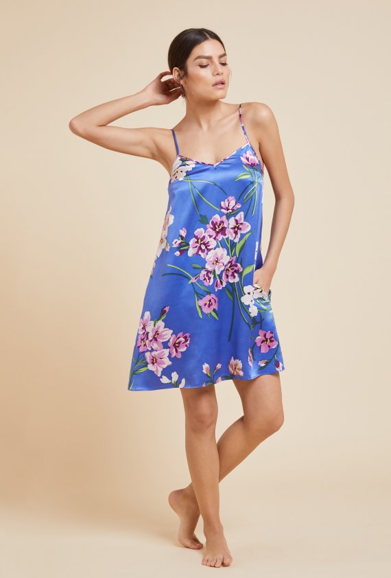 CazarLingerie's tweet photo. One of our favourite brands - Olivia von Halle! 
#luxury #sleepwear #sale #closingdown  https://t.co/wjUVFPfSYA https://t.co/X892giEXlS