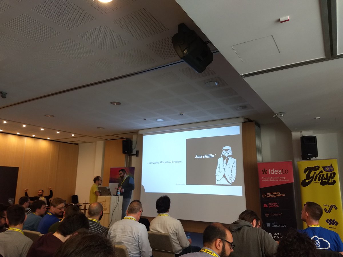 Wellnet's tweet image. Al @SymfonyDayIt si parla di #APIPlatform, il framework scritto in #symfony con cui è possibile semplificare lo sviluppo delle API