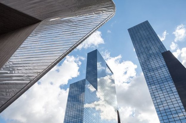 MichaelCremen's tweet image. A multi-cloud approach is the new normal for many businesses, with deployments across a range of platforms and providers. Let Veritas support your dynamic new normal, with Resiliency Platform. #TransformYourBiz #VRP vrt.as/2w1vNFF