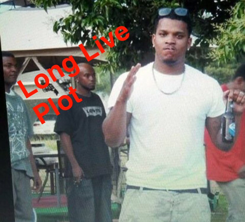 d33cart3r's tweet photo. Woke up with you on my mind😔😔 boyyyy i miss ya bruh❤️ #LongLivePlot https://t.co/60YE4X82Tt
