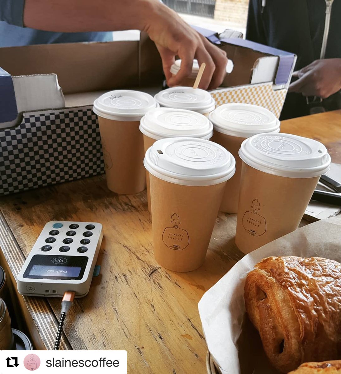 LondonBio's tweet photo. 6 cups of coffee. Still not enough. #Fridayfeels

 #compostable single wall kraft cups and #compostablelids made from #plantsnotplastic. #needmorecoffee  

#repost @slainescoffee https://t.co/PAxIrItiUw