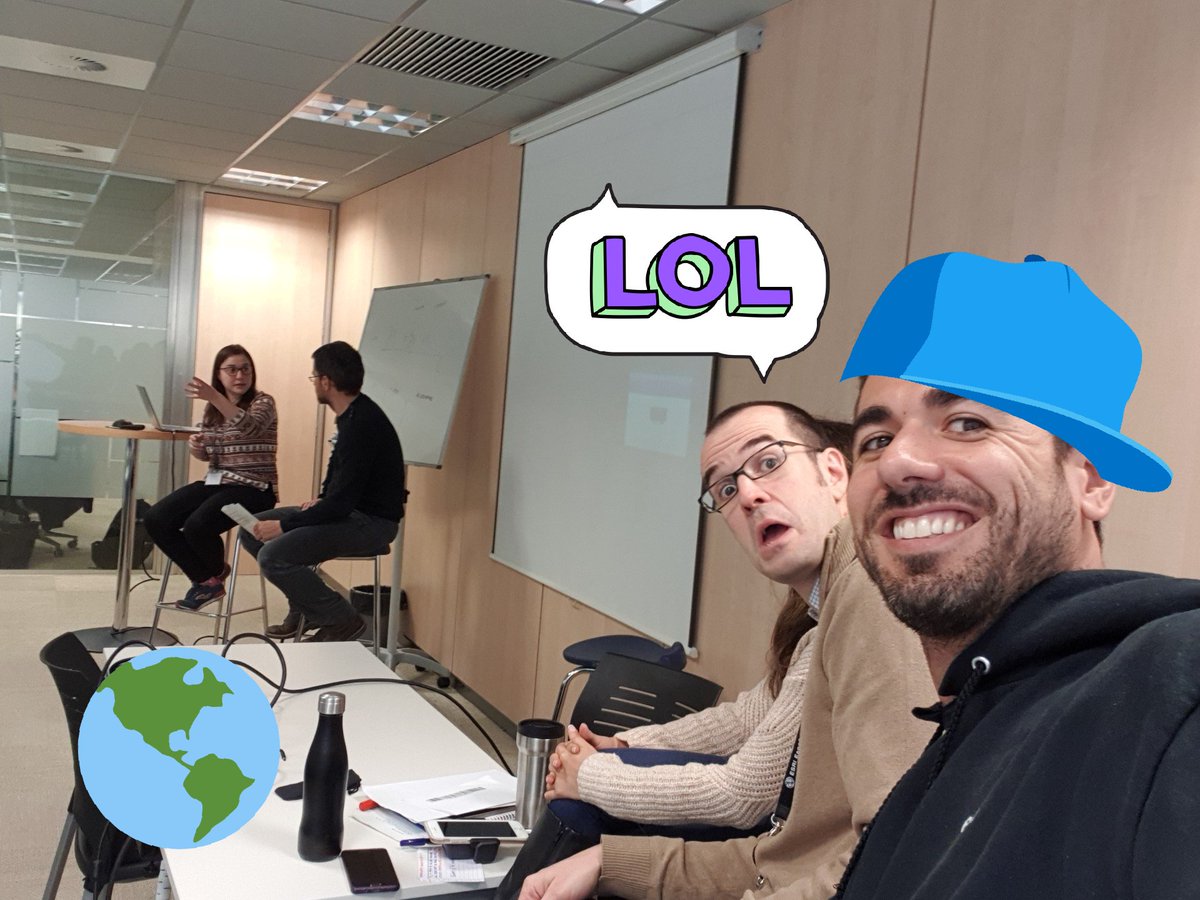 hhkaos's tweet photo. Ensayando para la sesión técnica de la #CEsri18 // cc: @JaimeNieves @aitorcalero @marta_davila @Adriana_Rangel_ https://t.co/pniE9Hb4N9
